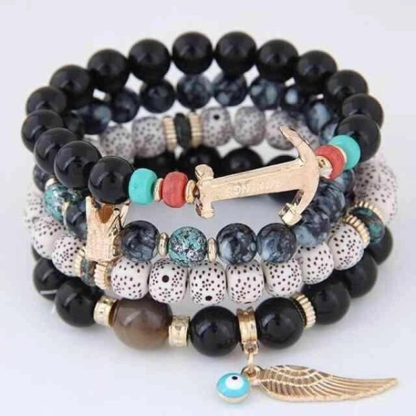 Жіночий браслет з натуральним камінням